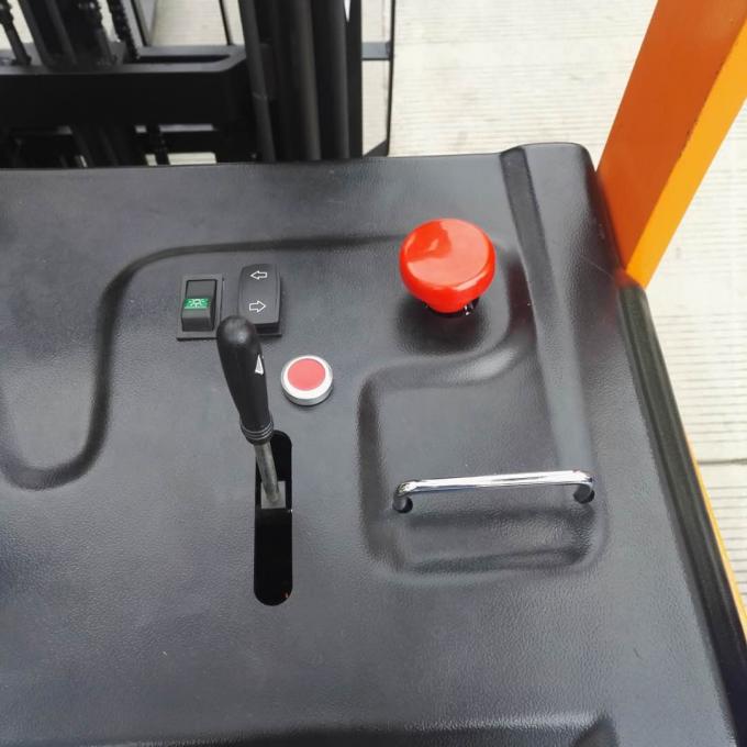 2500kg Pallet được cung cấp năng lượng AC Motor Reach Stacker Forklift 1